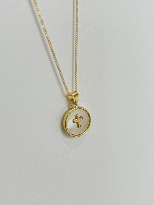 Cruz de Nacar Necklace