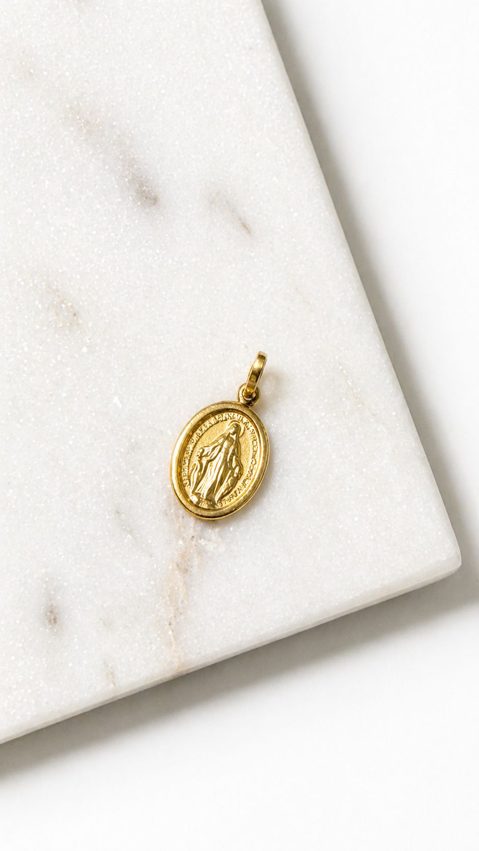 Milagrosa Medal gold | By Sandra Frometa