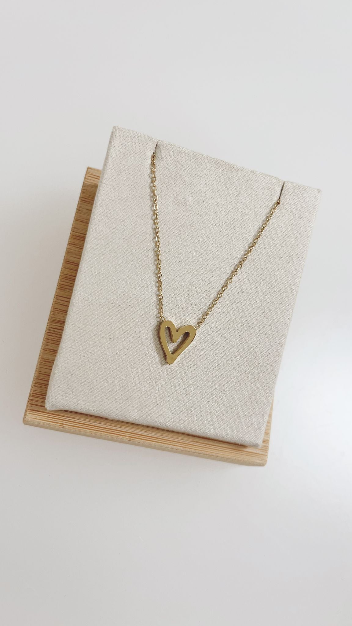 Amore Necklace
