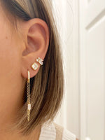 Load image into Gallery viewer, Square Cristal Gold Earrings
