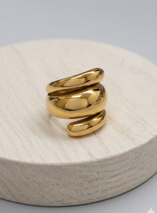 Adriana Ring | By Sandra Frometa