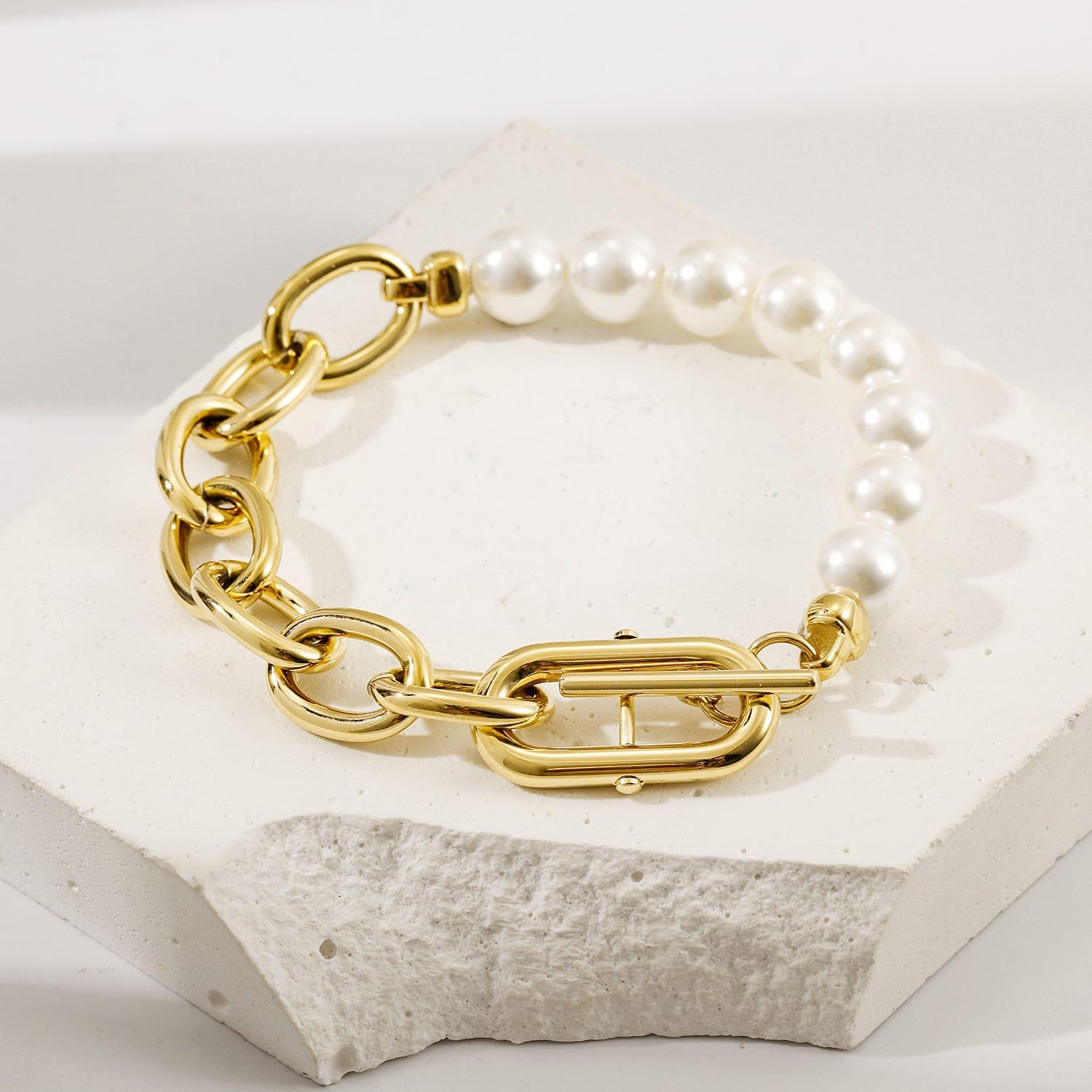 Chunky pearl bracelet