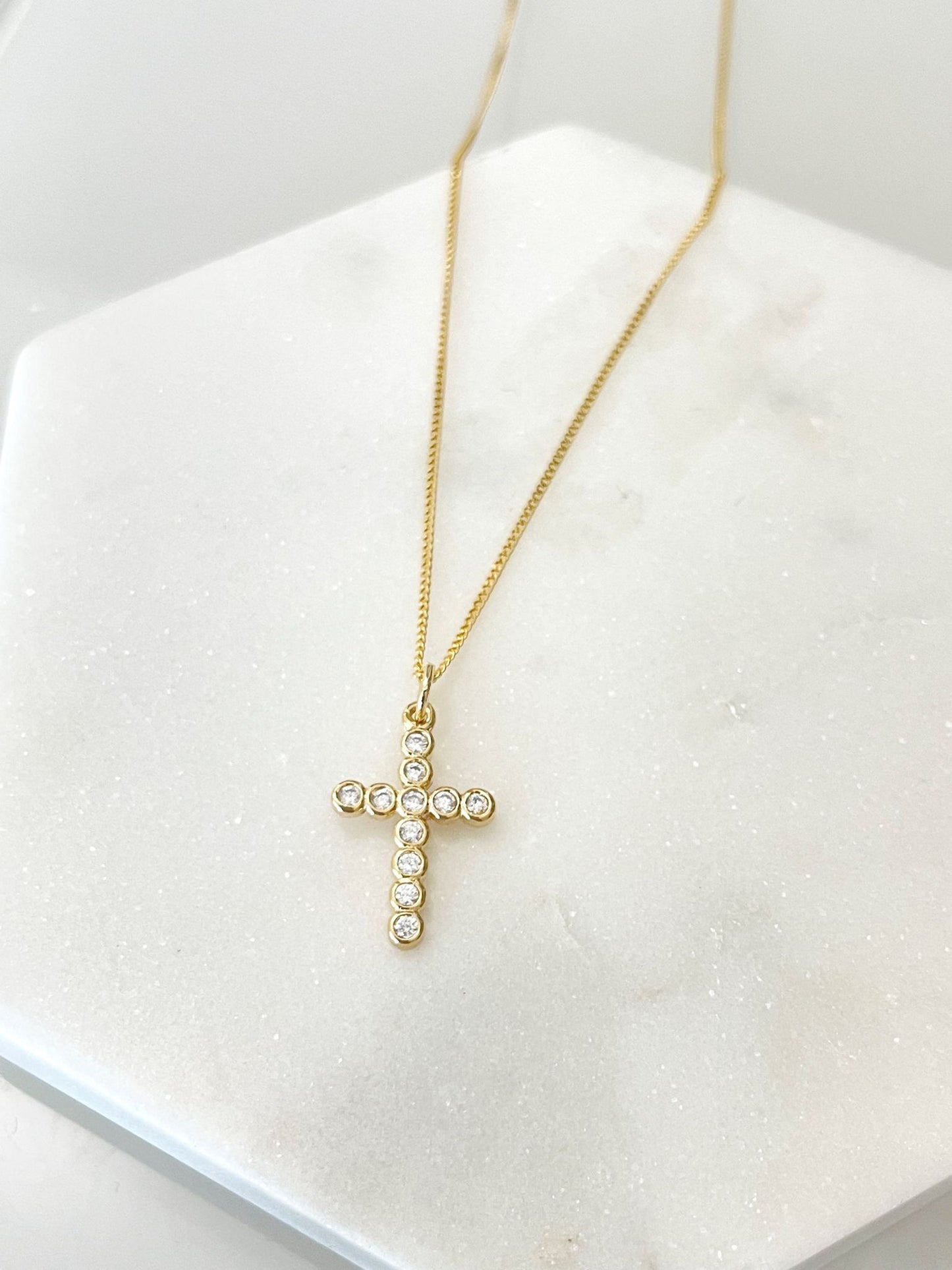Cruz Necklace