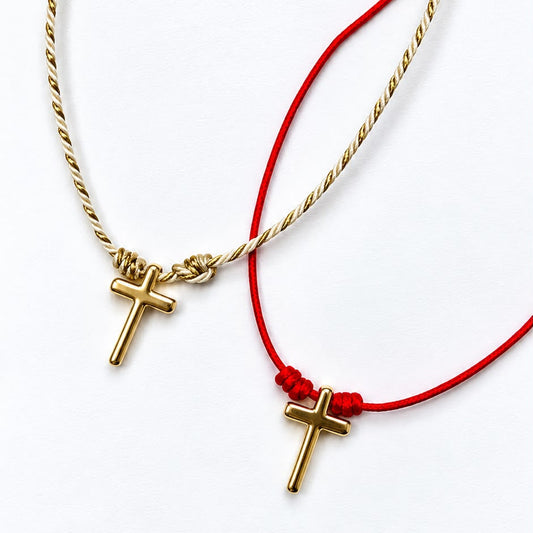 Cruz handmade bracelet in 18k gold plated By Sandra Frometa