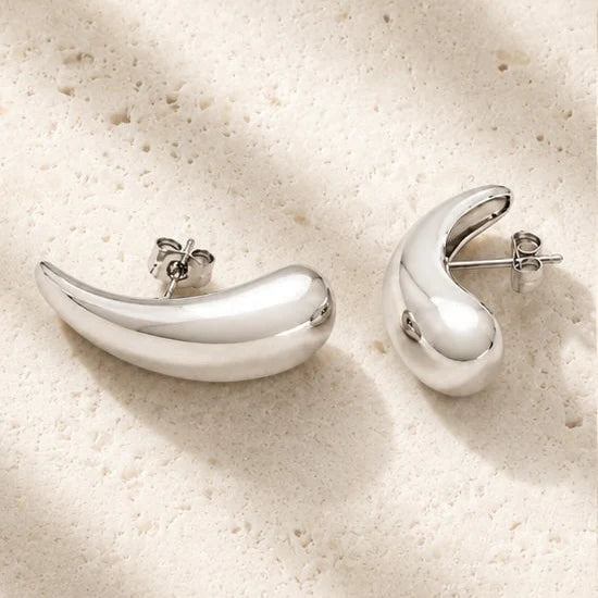 DROPLET Earrings -silver- | By Sandra Frometa