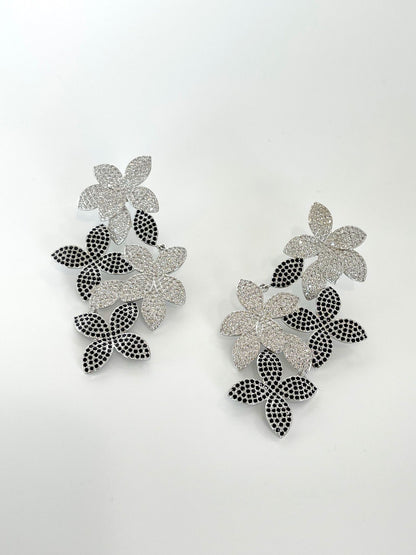 Emili Maxi Earrings Black