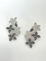 Load image into Gallery viewer, Emili Maxi Earrings Black

