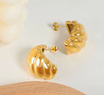 Load image into Gallery viewer, Croissant earrings

