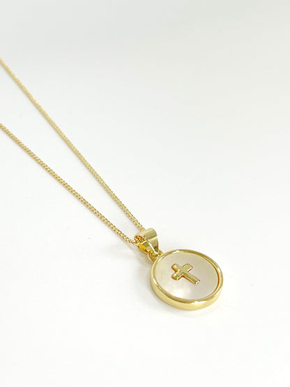 Cruz de Nacar Necklace