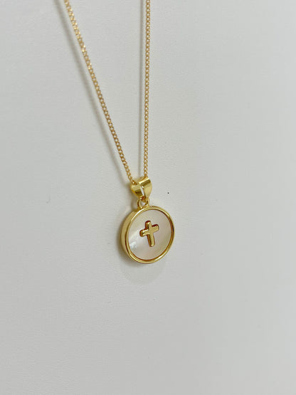 Cruz de Nacar Necklace