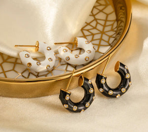 Lucy hoops