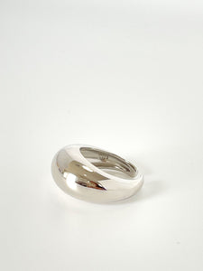 Essential silver ring