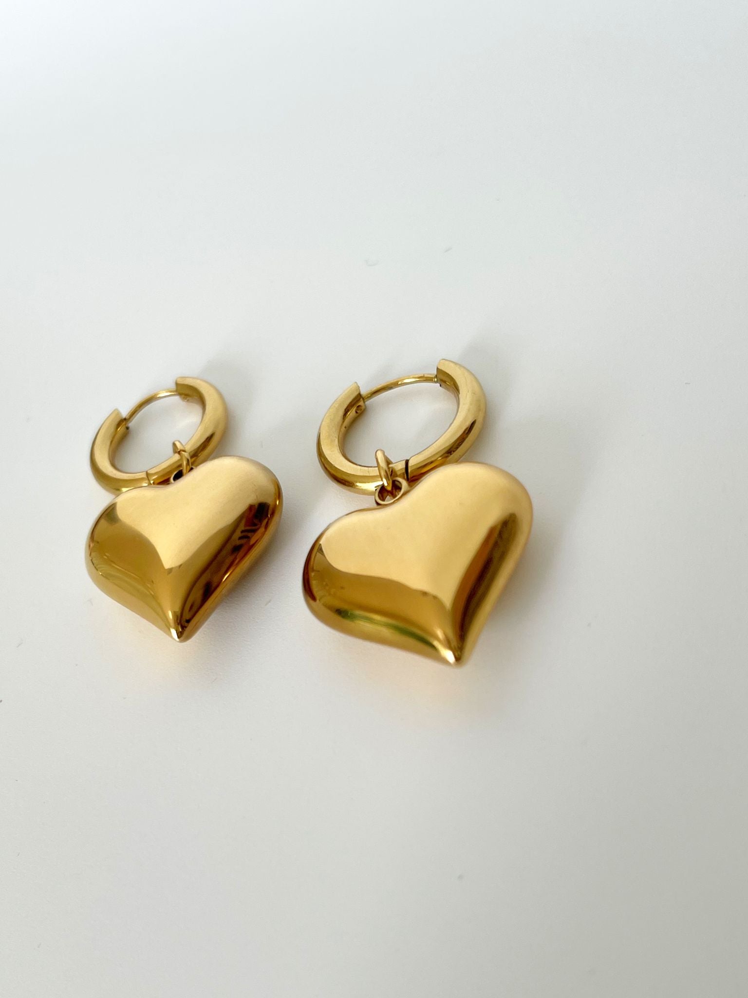 Queen of hearts GOLD earrings