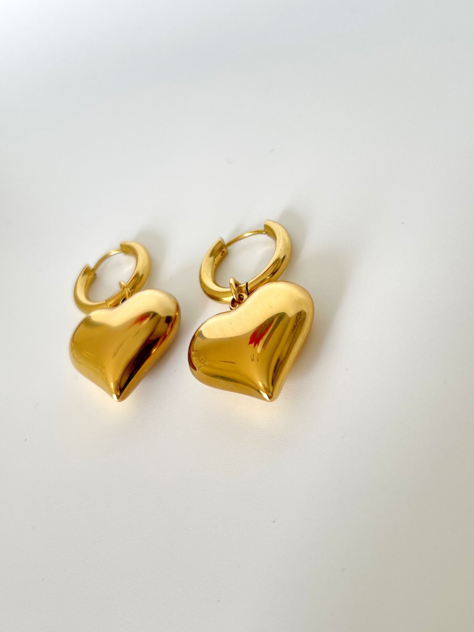 Queen of hearts GOLD earrings