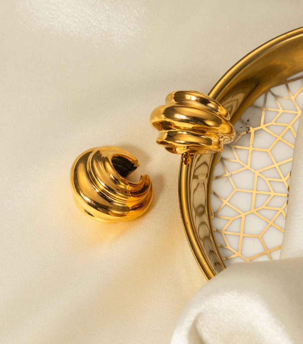 Signature Earcuff