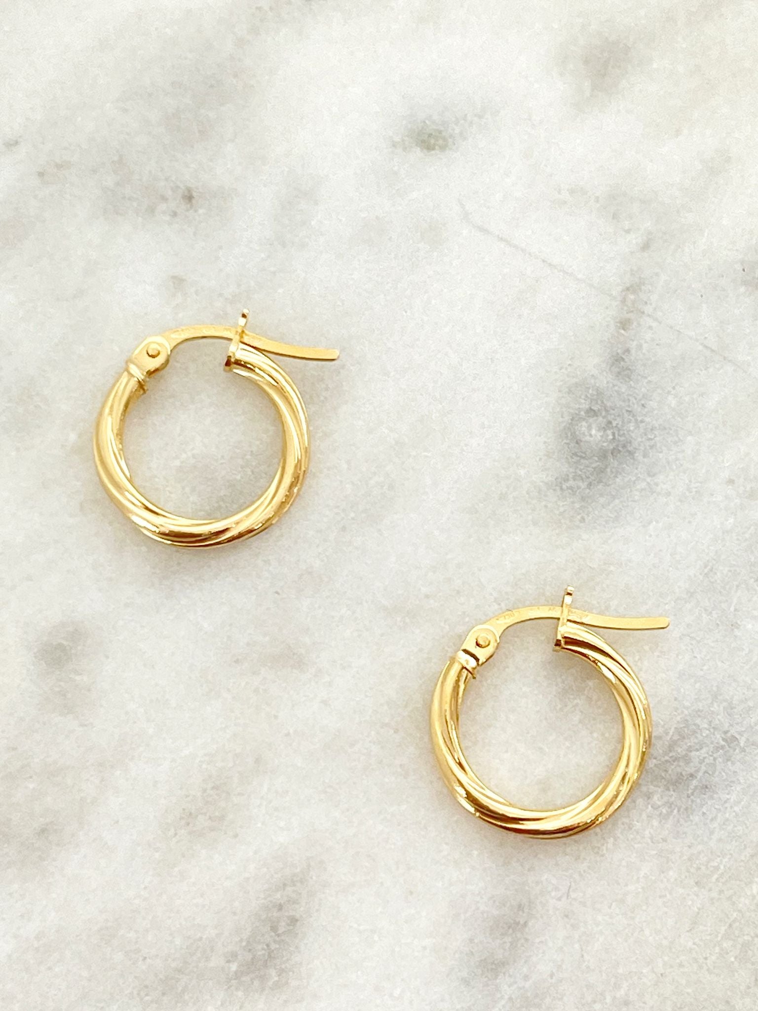 Classic small gold hoops