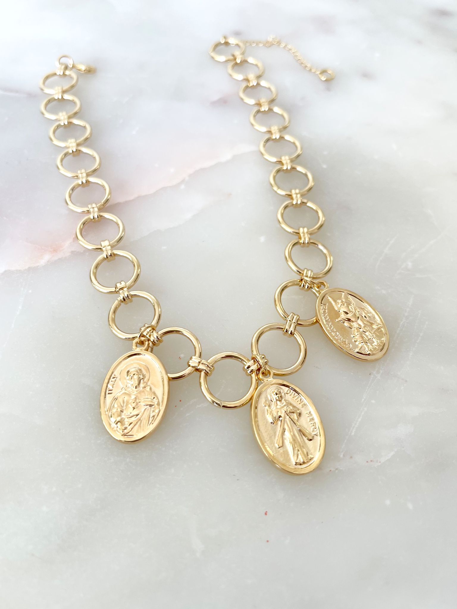 Devoción Choker