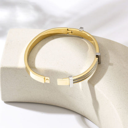 Lucia Bracelet Gold