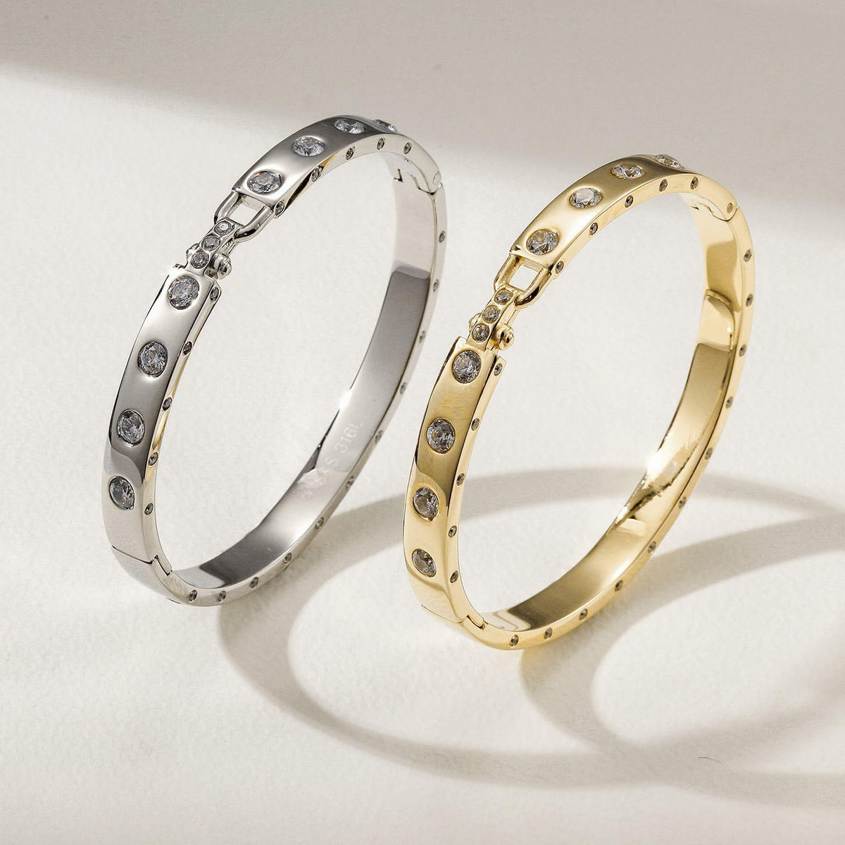 LUNA Bracelet | By Sandra Frometa