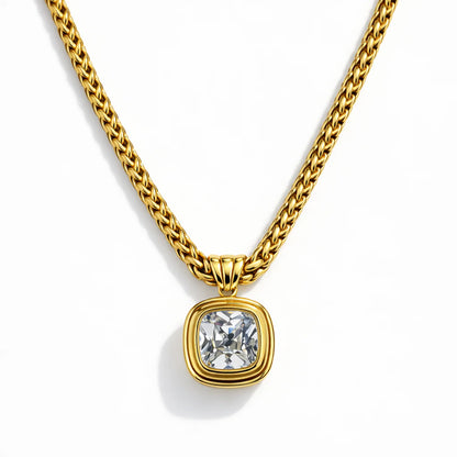 Luz Necklace
