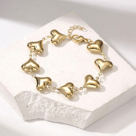 Maxi gold heart bracelet 1