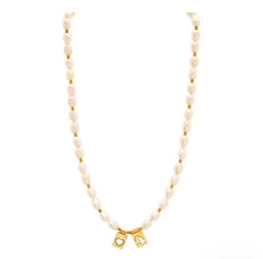 PEARLY SCAPULAR NECKLACE