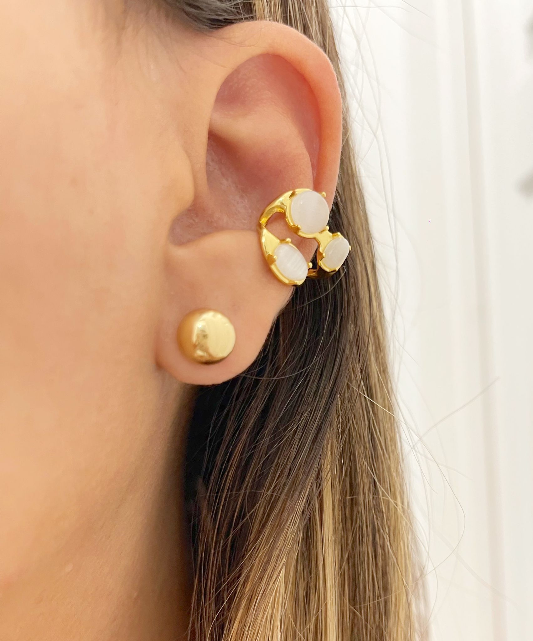 Adriana Earcuff