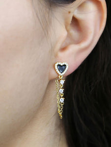 Black heart 🖤 Earring