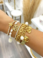 Load image into Gallery viewer, PEARLY SCAPULAR BRACELET
