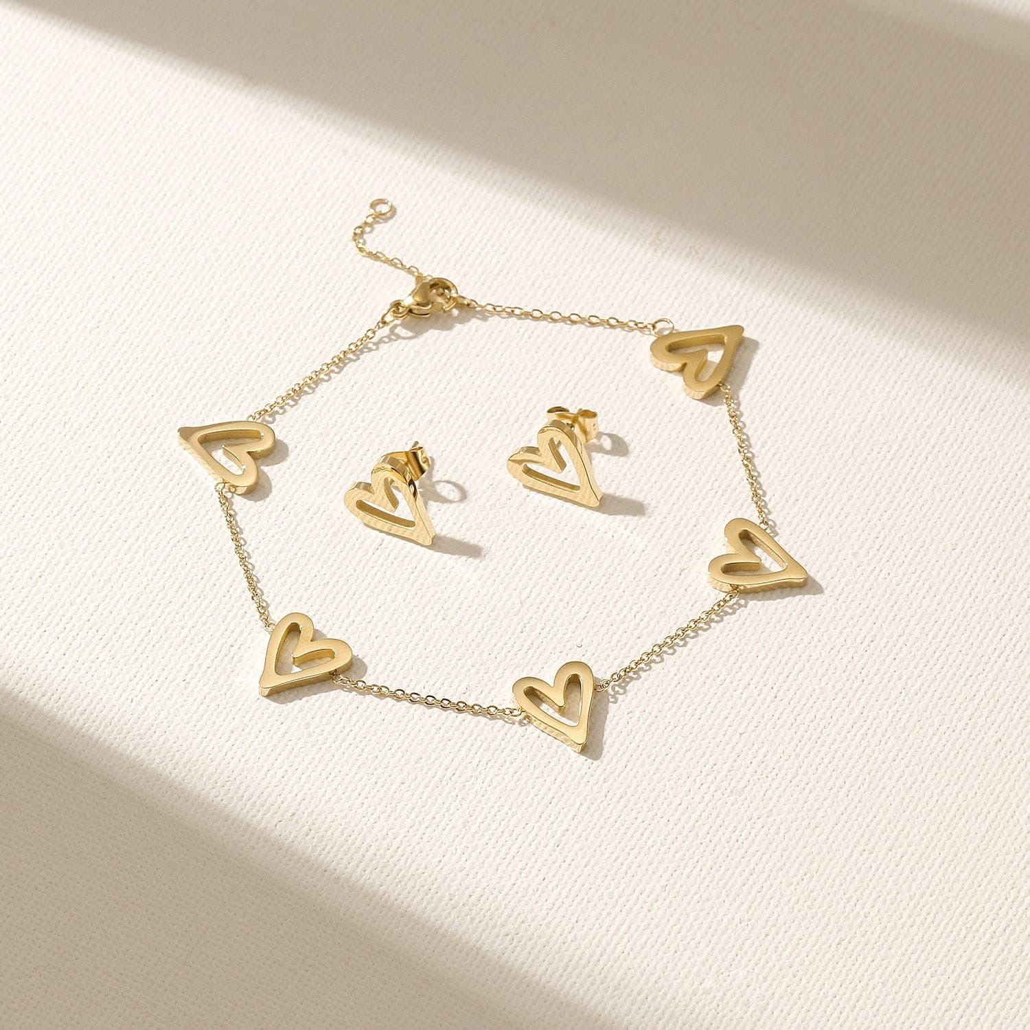 Amour Bracelet