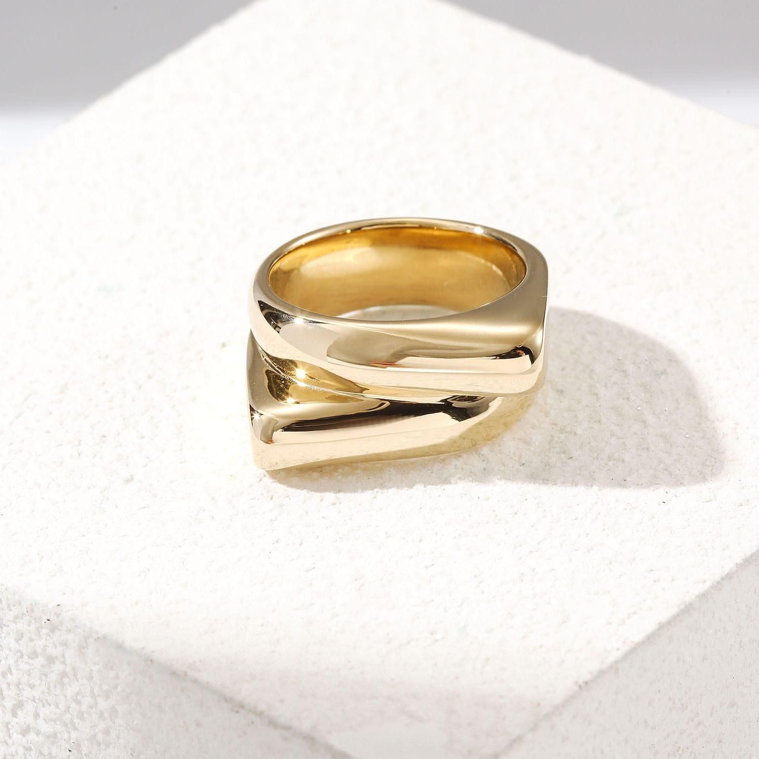 Anna Ring