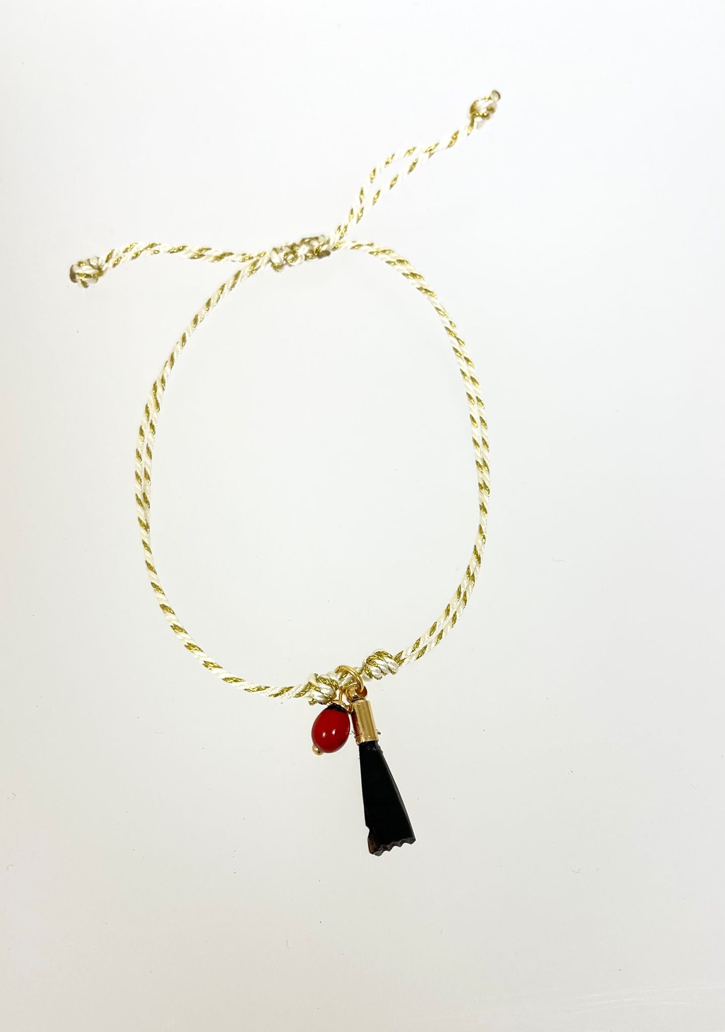 Real Azabache & Pionia Bracelet