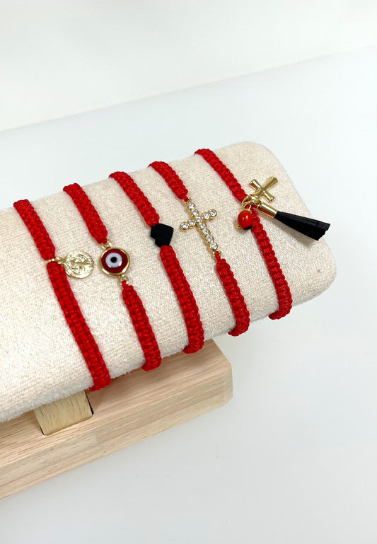 Azabache de Corazón Red Bracelet