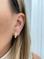 Load image into Gallery viewer, Hoops Gold 18k 008
